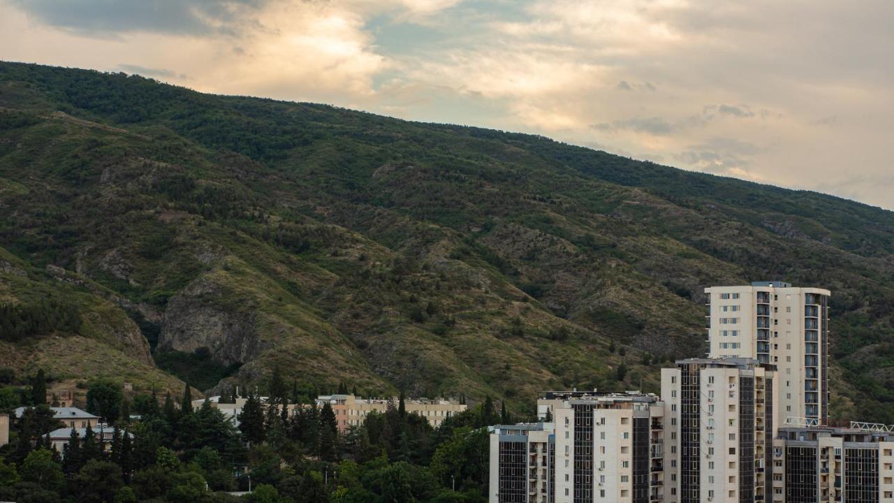 Address Inn Tiflis Exterior foto