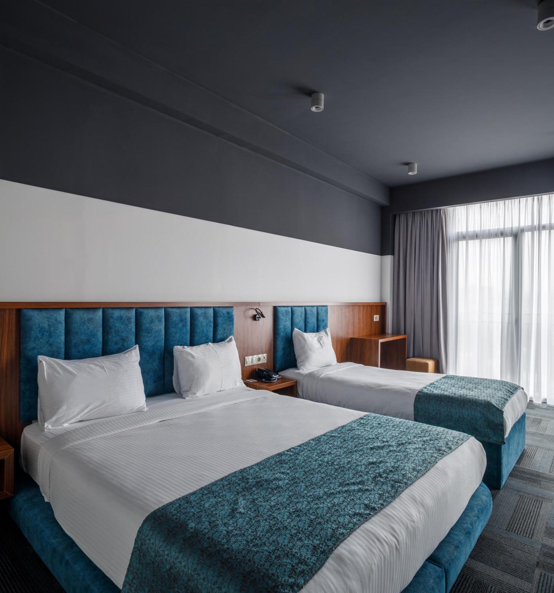 Address Inn Tiflis Exterior foto