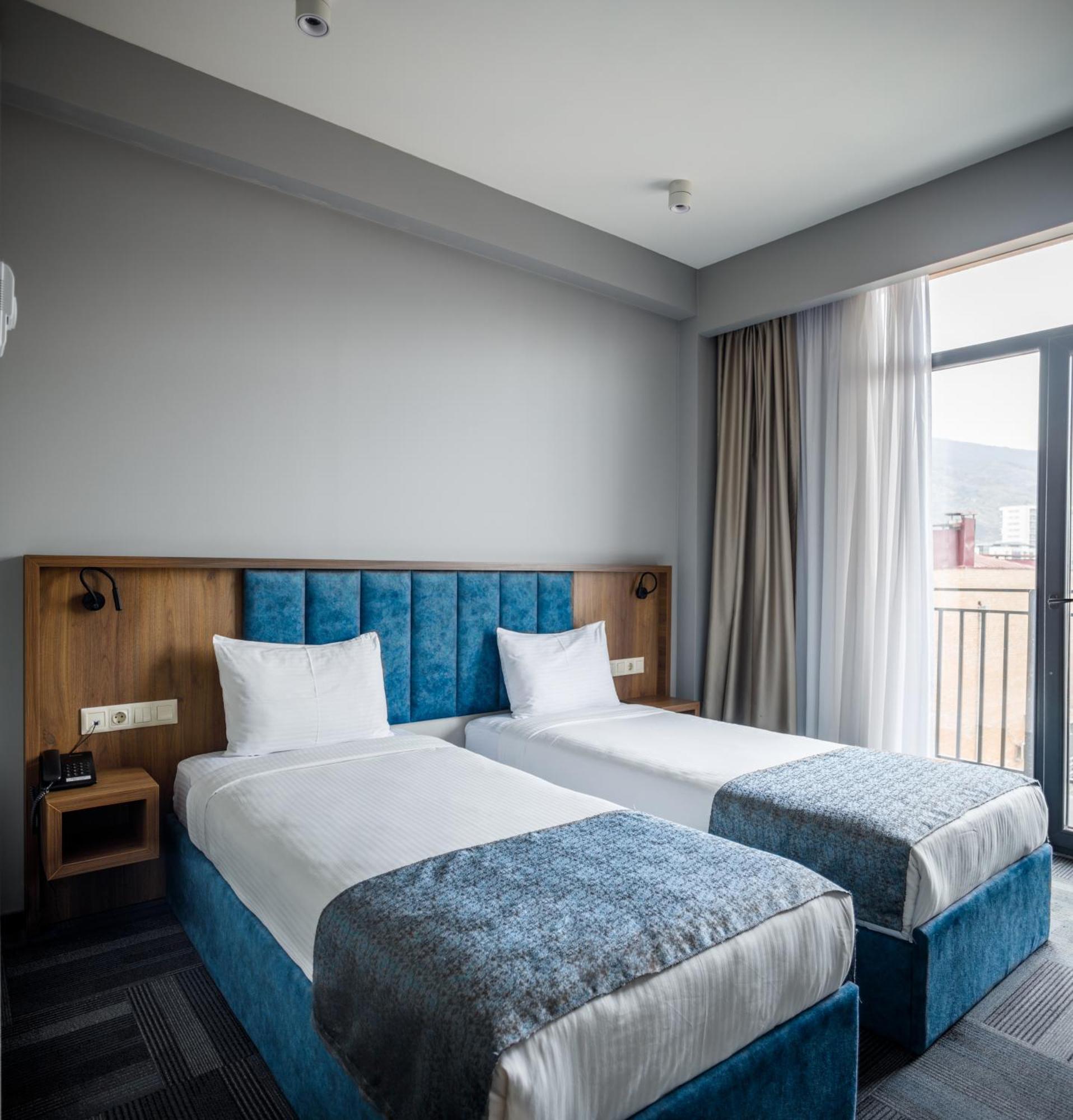Address Inn Tiflis Exterior foto